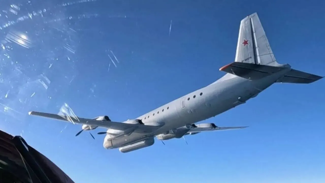 Polskie myśliwce przechwyciły rosyjskiego Iła-20. „Element stałej presji”