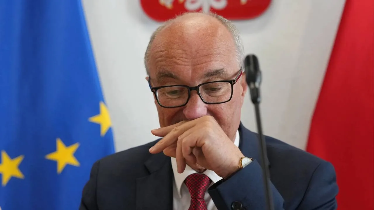 Oto język marszałka Sejmu! „Srałem w polu”, „śmierdzące kible”, „rzygać mi się chce”