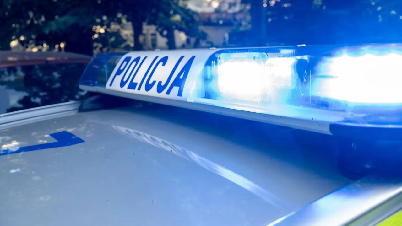 O włos od katastrofy kolejowej pod Łukowem. Ktoś ułożył betonowe bloki na torach