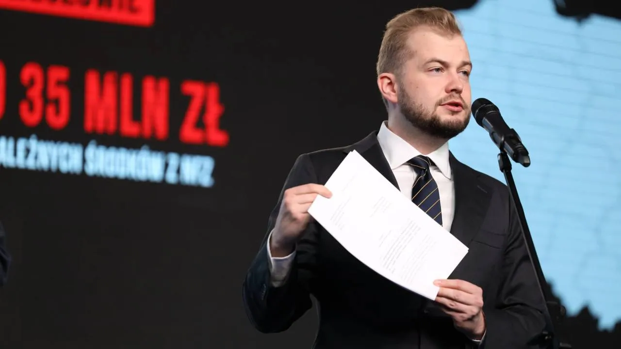 Moskal zawiesza członkostwo w klubie PiS. „Nie pozwolę, aby odpowiedzialność została przerzucona na partię"