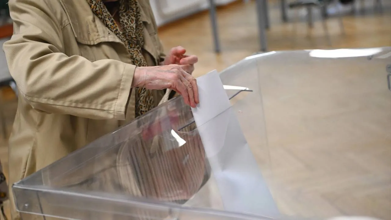 Wybory w Krakowie. Policja odnotowała zakłócenie ciszy wyborczej