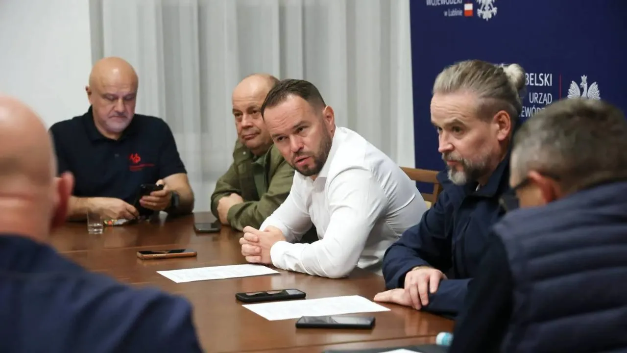 Noc w podwyższonej gotowości. Sztab kryzysowy na Lubelszczyźnie. „Wszystkie ręce na pokład”