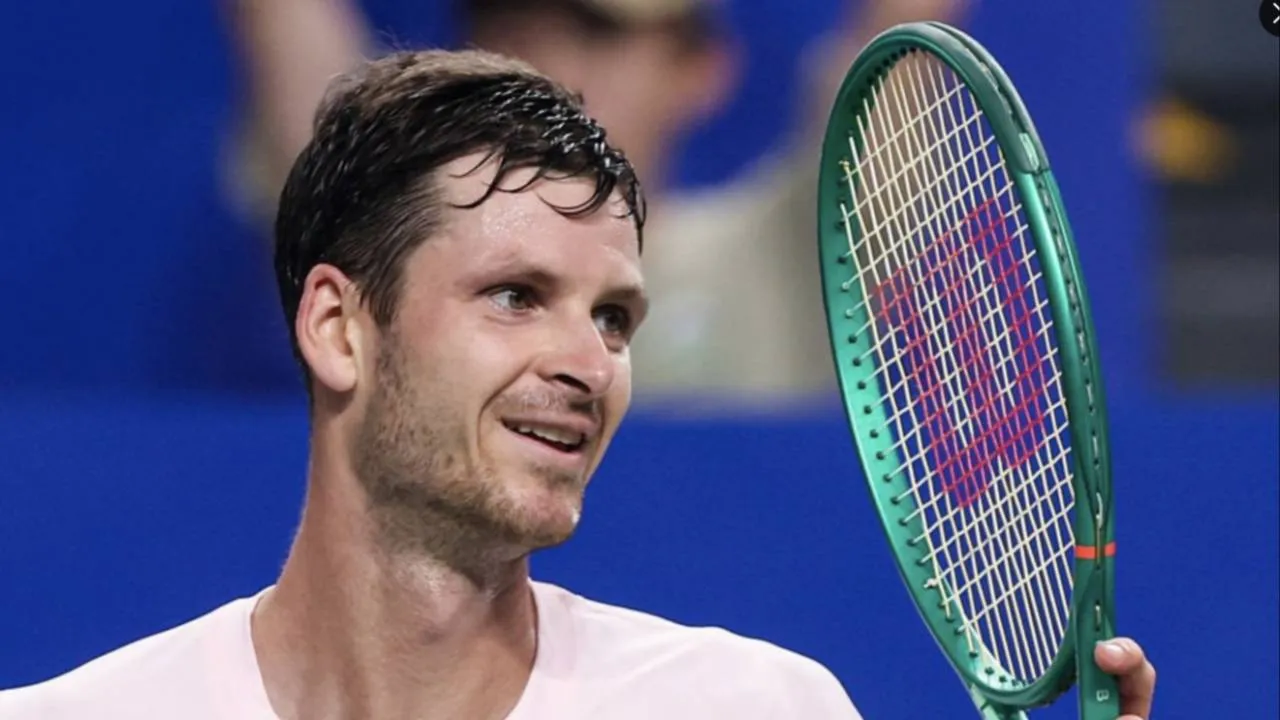 Hurkacz w finale w Chengdu! Polak pokonał Shapovalova