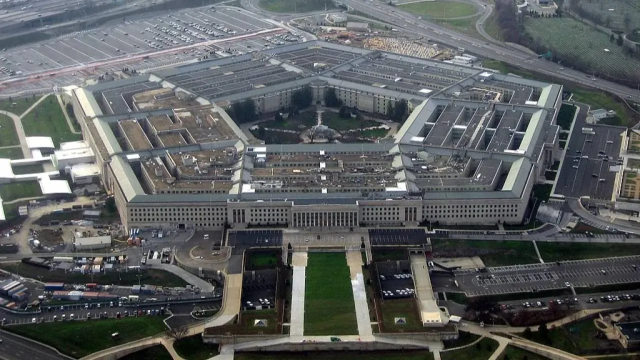 Koniec pewnej epoki w Iraku. USA zamykają misję po 12 latach
