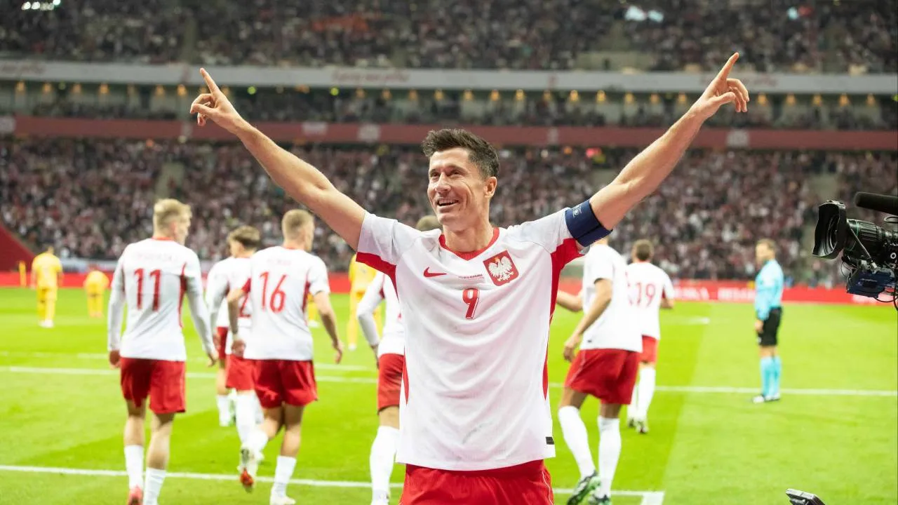 Popis Polaków w Lidze Narodów. Lewandowski i spółka zdemolowali Rumunię