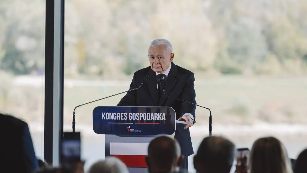 Odnowa, Odwaga, Odporność. PiS pokazał program wyborczy. Tak chcą uzdrowić finanse publiczne