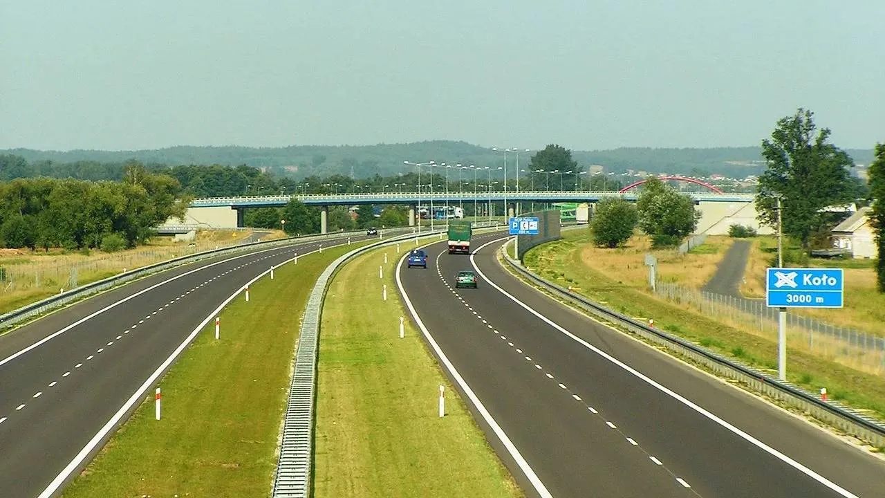Tragiczny wypadek na A2. Zginął motocyklista. Trasa zablokowana