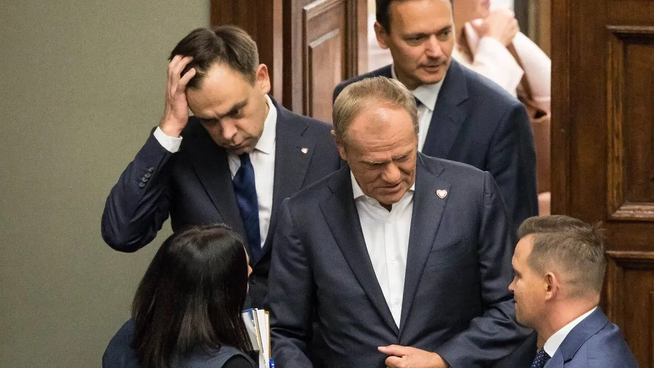 Rząd Tuska ma powody do niepokoju. Ponad połowa Polaków krytykuje stan gospodarki