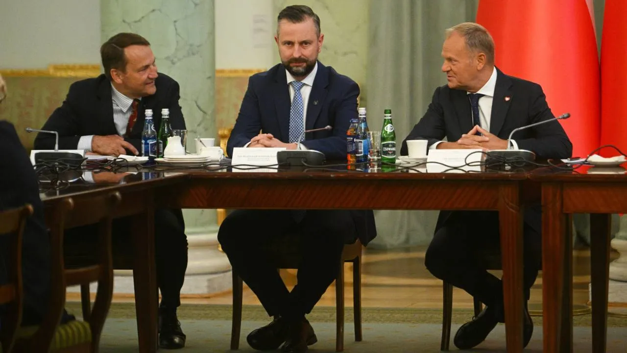 Kosiniak-Kamysz spotkał się z Trumpem, a Sikorski twierdzi, że nic nie wiedział. "Przedziwny spór"