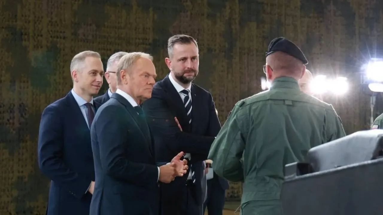 Czego nie mówi Tusk? Pytany o temat rozmowy, ucina: "kiedyś historia się dowie"
