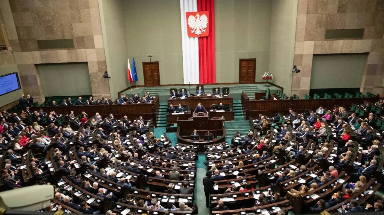 Wielka koalicja na prawicy? Czarnek wprost: "Cały czas rozmawiamy"