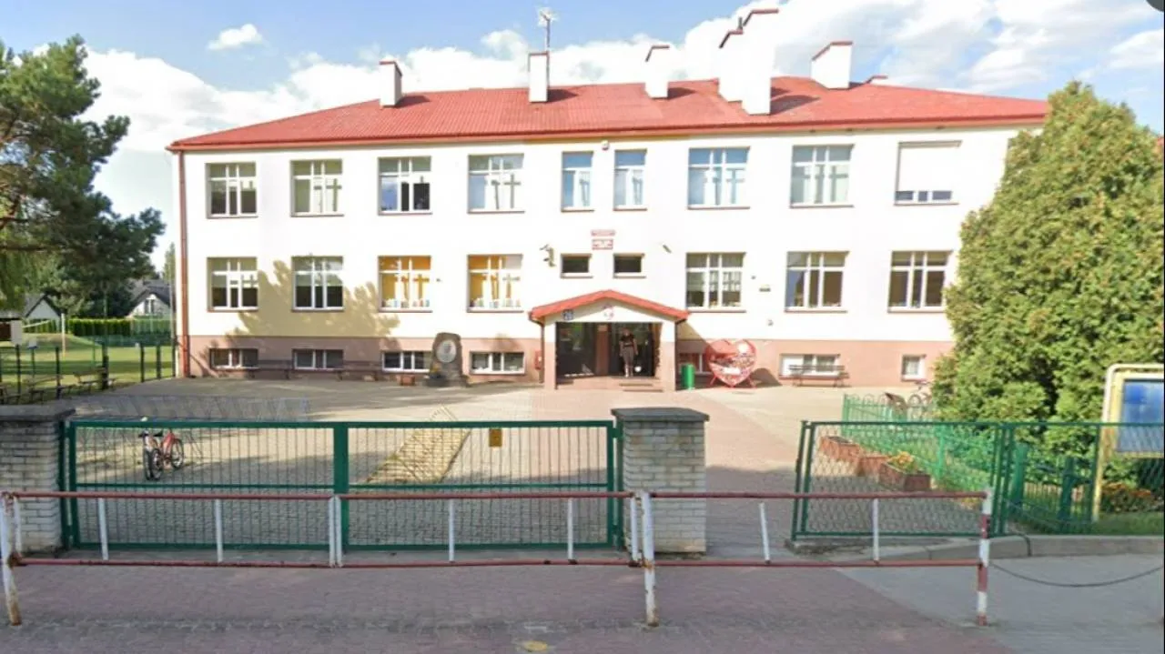 Kolejny atak nożownika w szkole. Jedna z ofiar zmarła