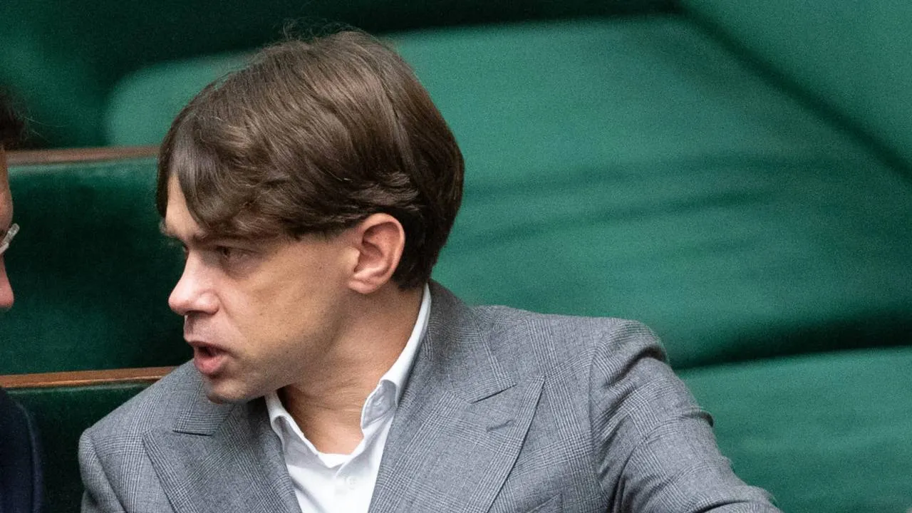 Poseł KO nagrywał kobietę w trakcie seksu? "Co chcesz ode mnie? 10, 20, 30 tysięcy złotych?"