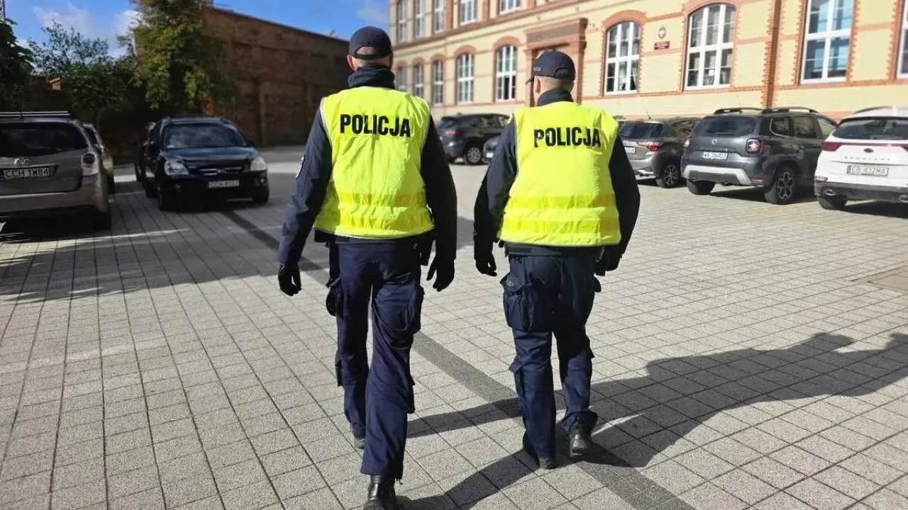 59 osób zatrzymanych. Komunikat policji po działaniach w szkołach