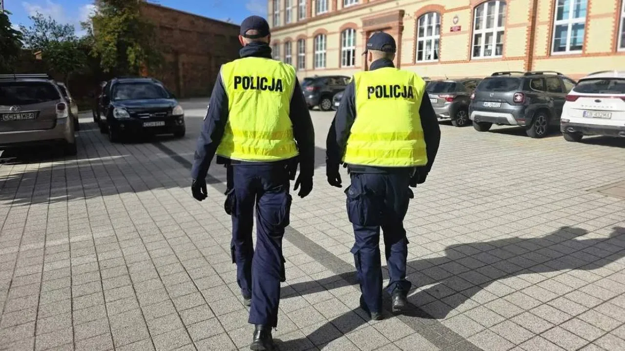 Ataki nożowników w szkołach. Policja podaje statystyki po kontrolach. Zatrzymano już ponad 100 osób