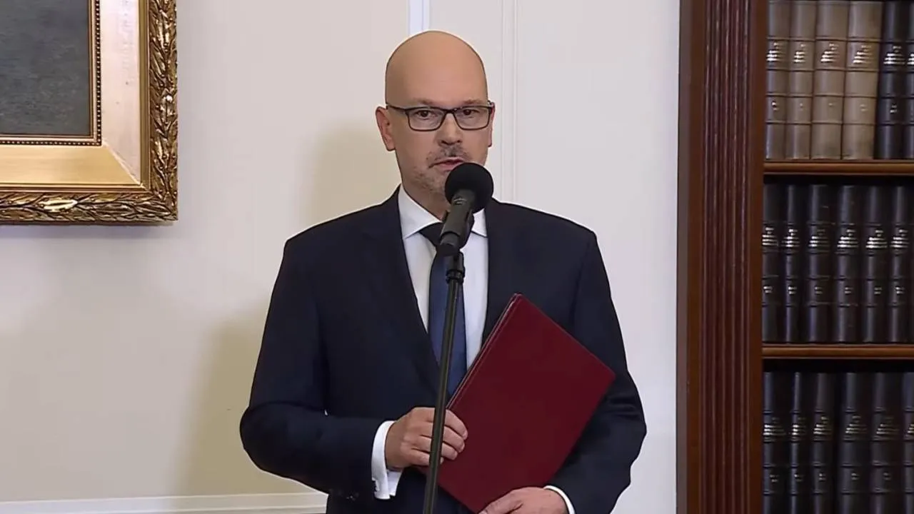 Berek tłumaczy swoje pseudoślubowanie. Twierdzi, że jest to "forma prawnie dopuszczalna"