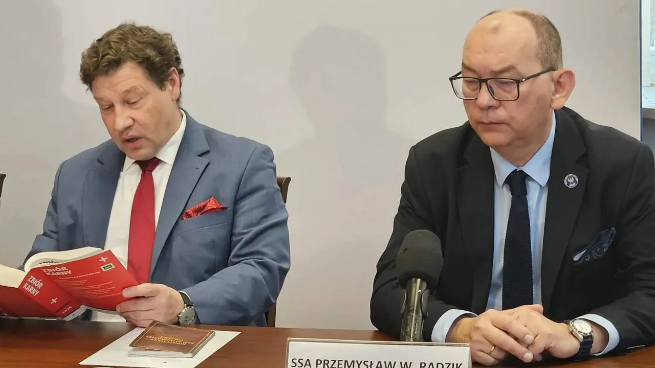 Żurek odsuwa sędziów od orzekania. "Ci, którzy mogliby i powinni nas bronić - nie zrobili nic"