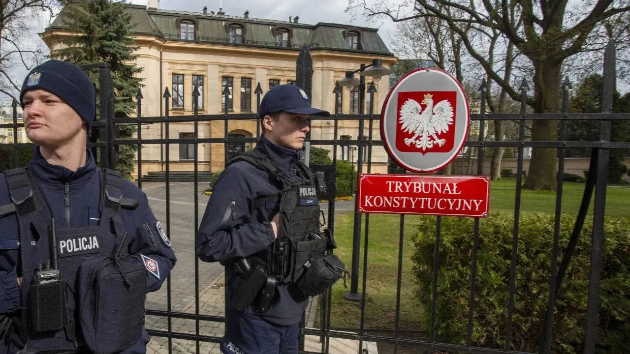 "Może dojść do tragedii". Sakiewicz ostrzega przed konfrontacją w TK