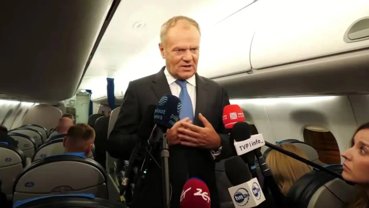 Tusk otwartym tekstem: "Kluczowe jest wysadzenie z siodła Bogdana Święczkowskiego". W sieci zawrzało