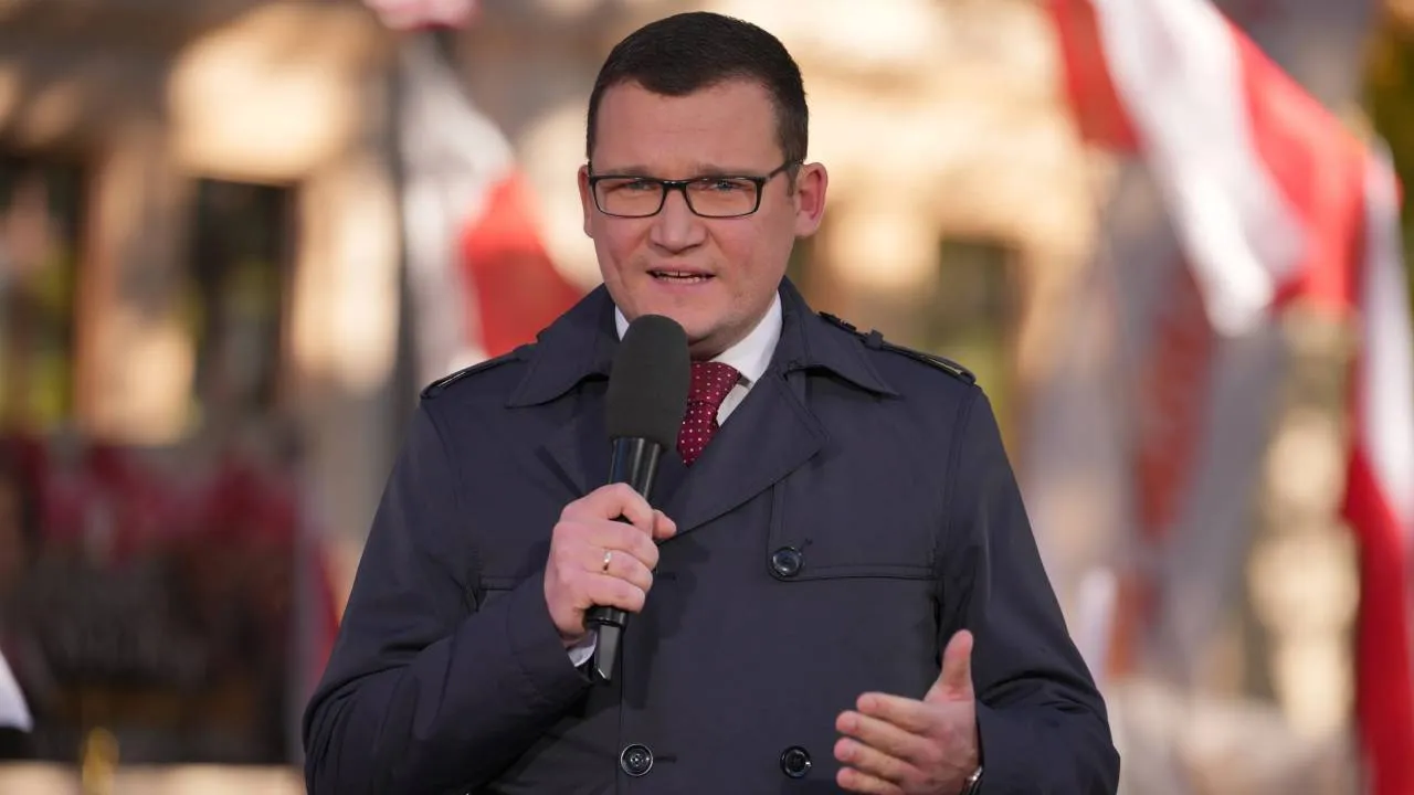 Wielka manifestacja przed Trybunałem Konstytucyjnym. Szefernaker o prawdziwym celu rządu Donalda Tuska
