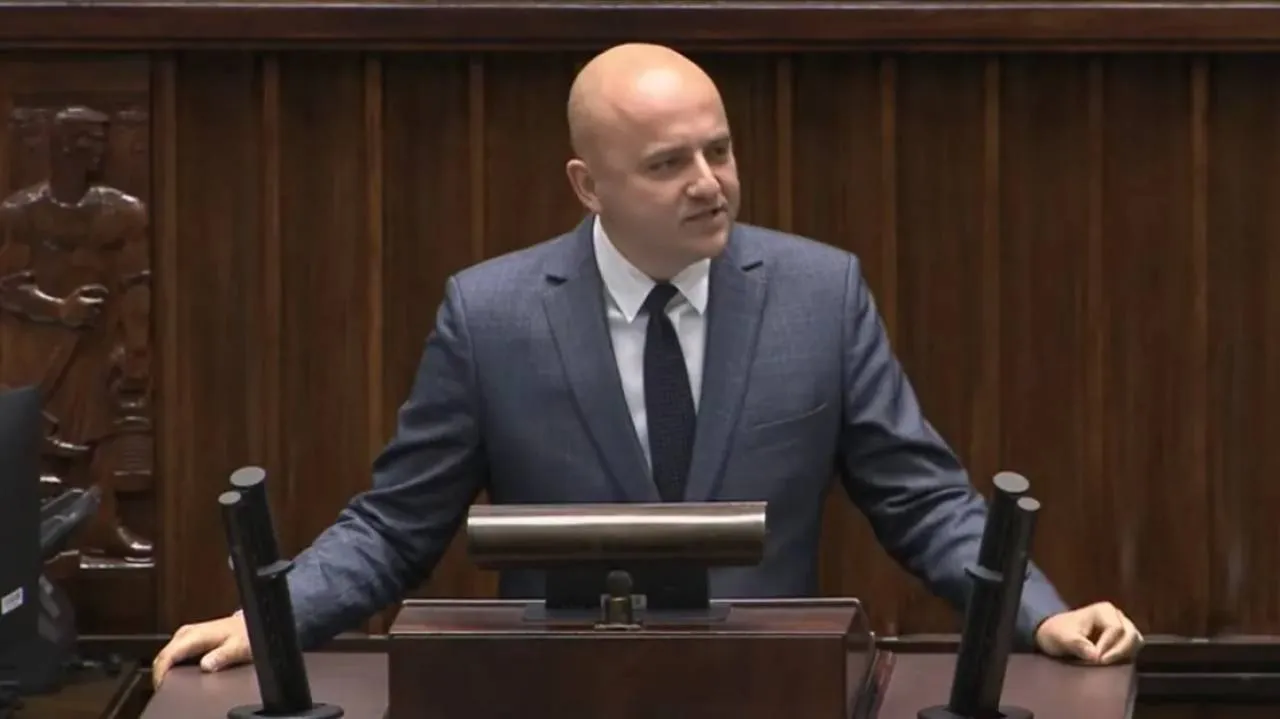 „To jest skrajnie obrzydliwe!”. Matecki dosadnie podsumował działania koalicji Tuska podczas debaty o aborcji