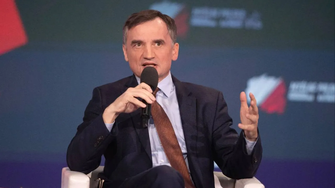 „Nawet zabójców tak nie traktowano”. Ziobro skomentował decyzję sądu w sprawie jego paszportu