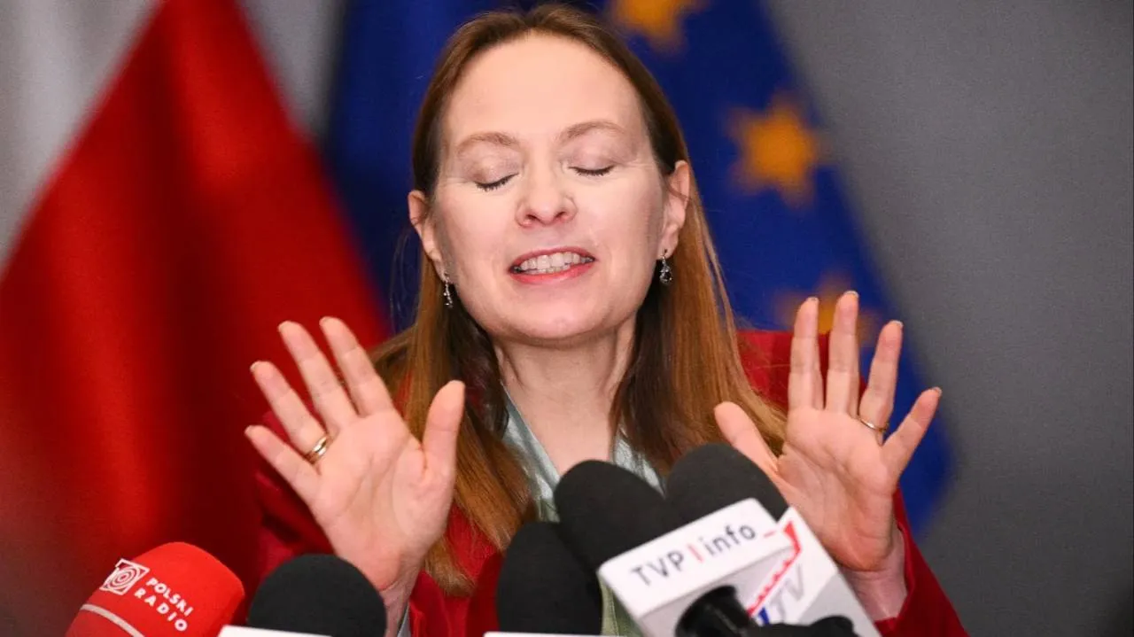 Tusk zabrał głos po rezygnacji Pełczyńskiej-Nałęcz. "Mogła chociaż zadzwonić"