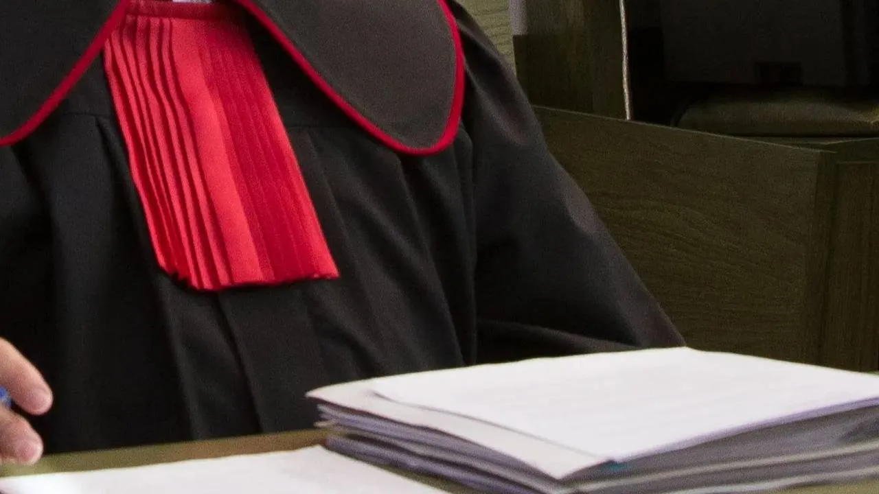 Kuriozalne zarzuty dla szefowej prokuratury. Dyscyplinarka za pomoc... pracownikom! Ale to nie koniec