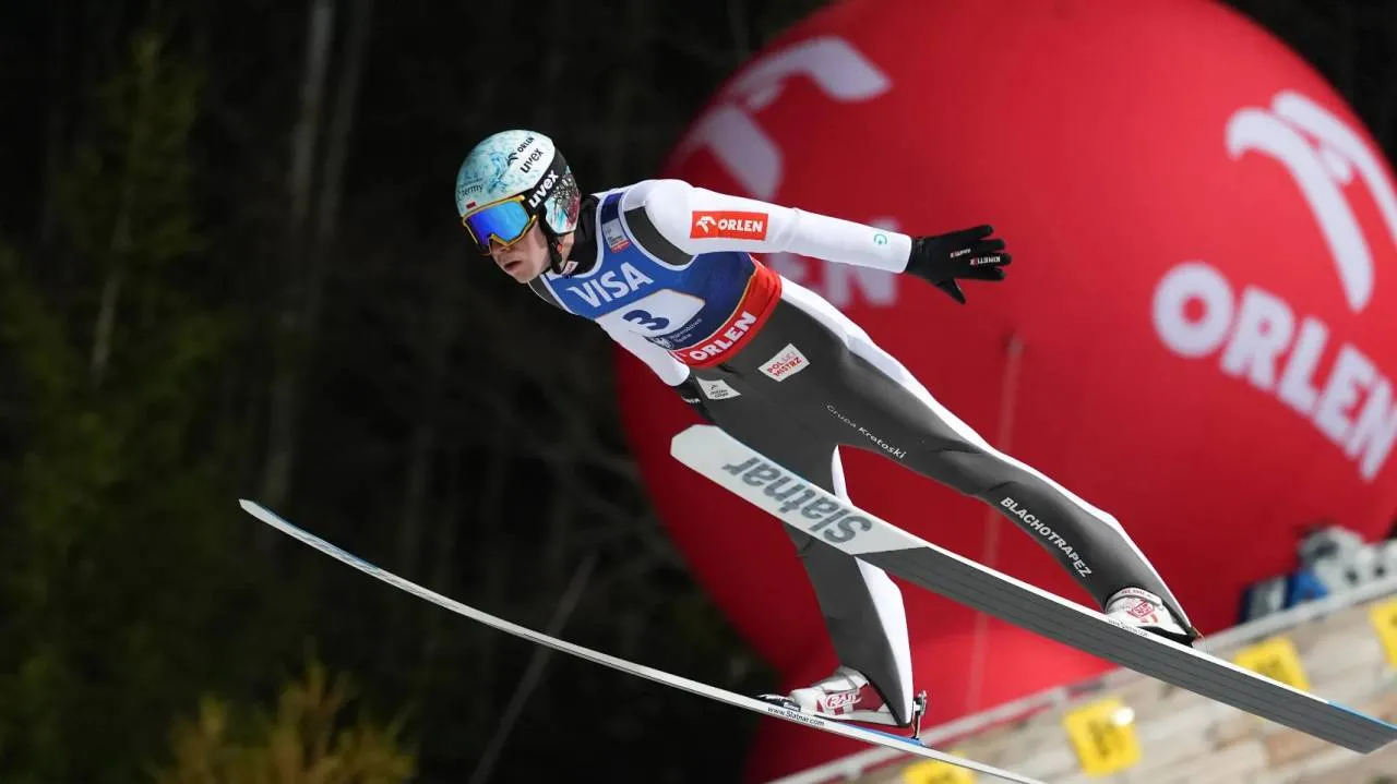 Polska sensacja w Klingenthal. Klemens Joniak na podium