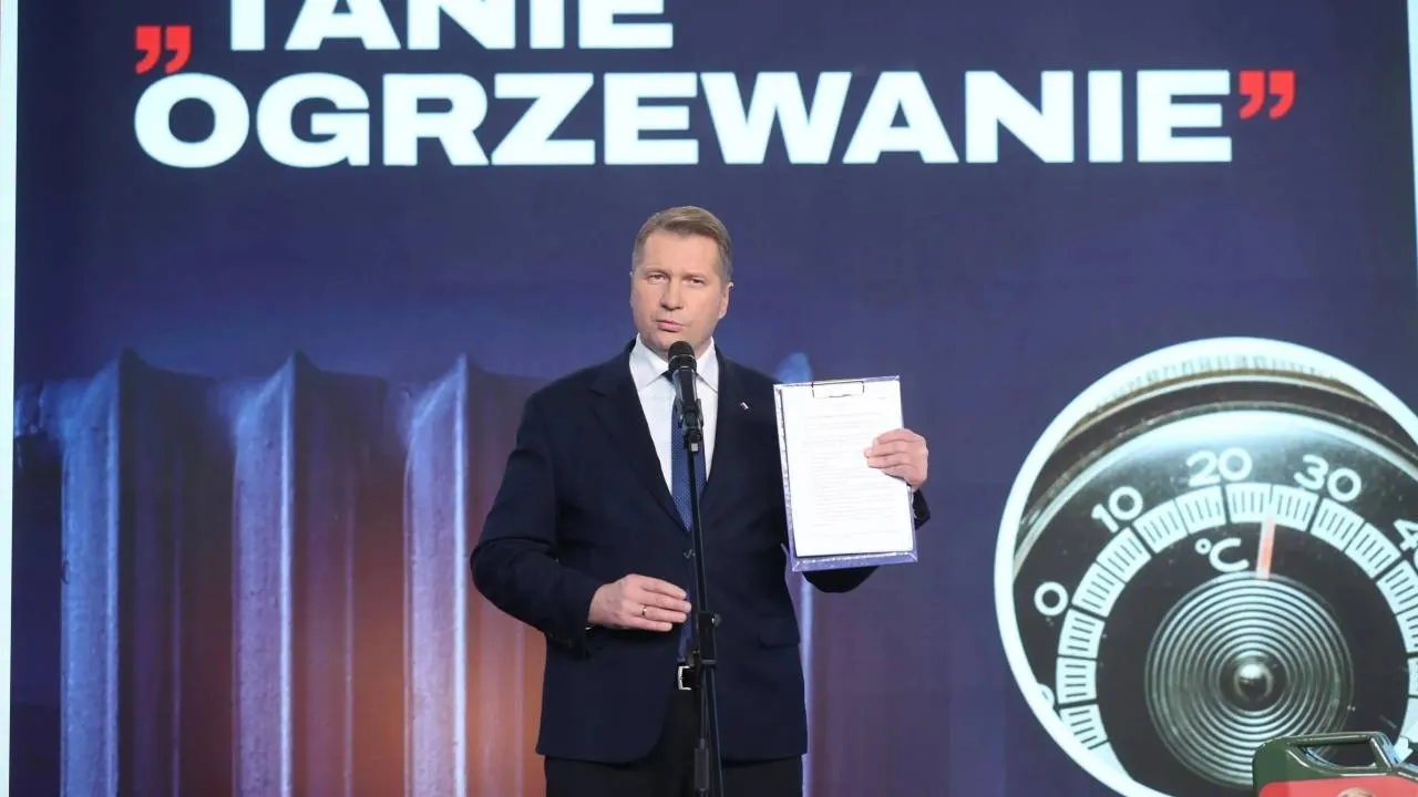 PiS pokazał ustawę "Tanie Ogrzewanie". "Przed nami najdroższa zima stulecia"