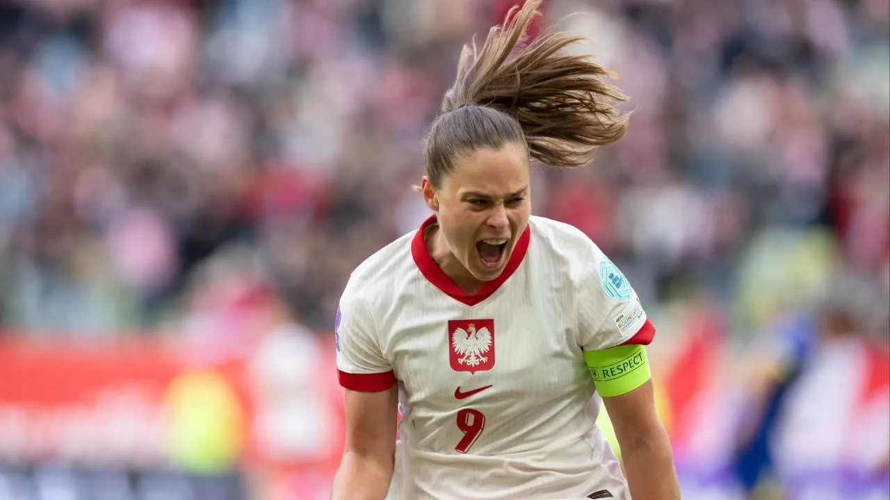 Ewa Pajor jak Robert Lewandowski. Historyczny sukces Polki w plebiscycie Złotej Piłki