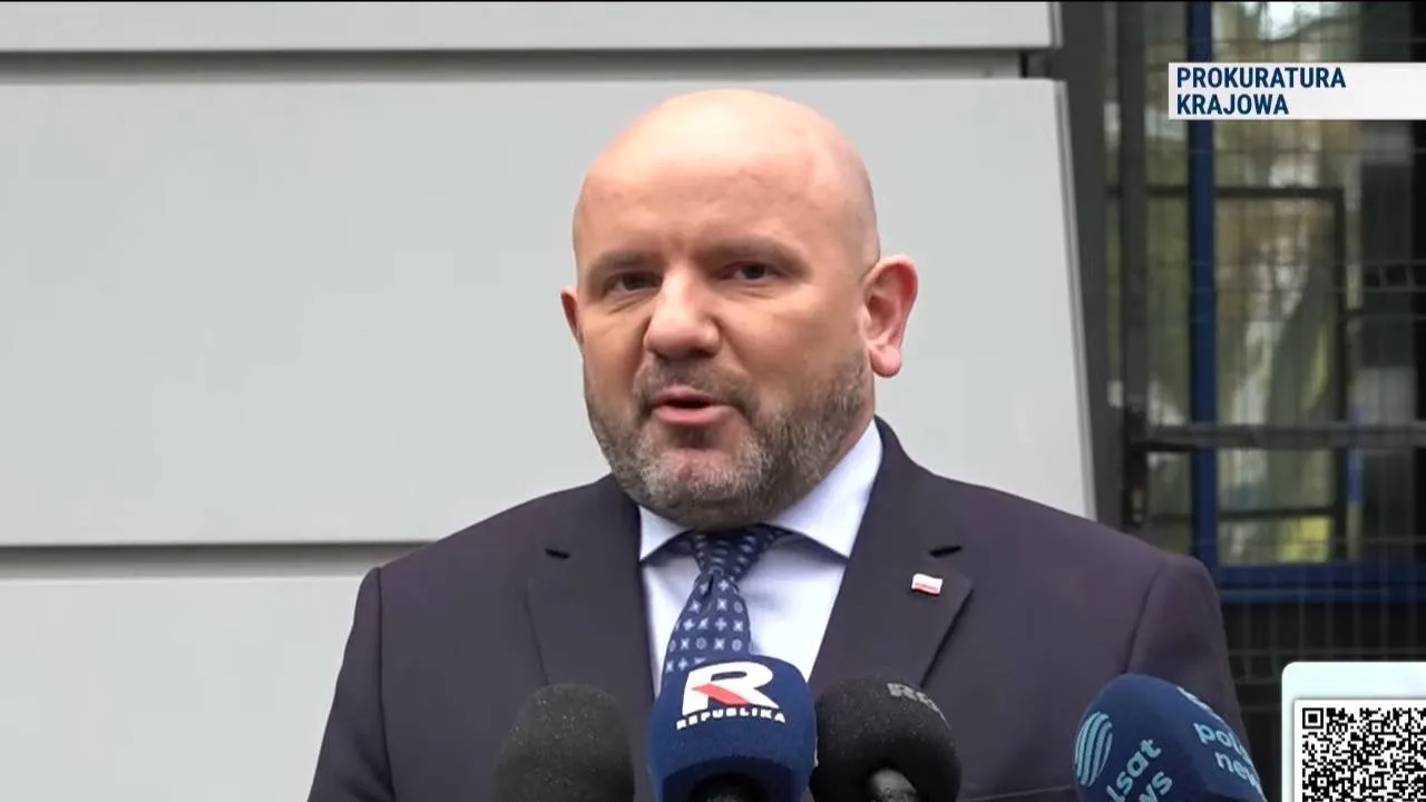 Gosek stawił się w Prokuraturze Krajowej na przesłuchanie. "Żadne śledztwo nas nie zatrzyma"