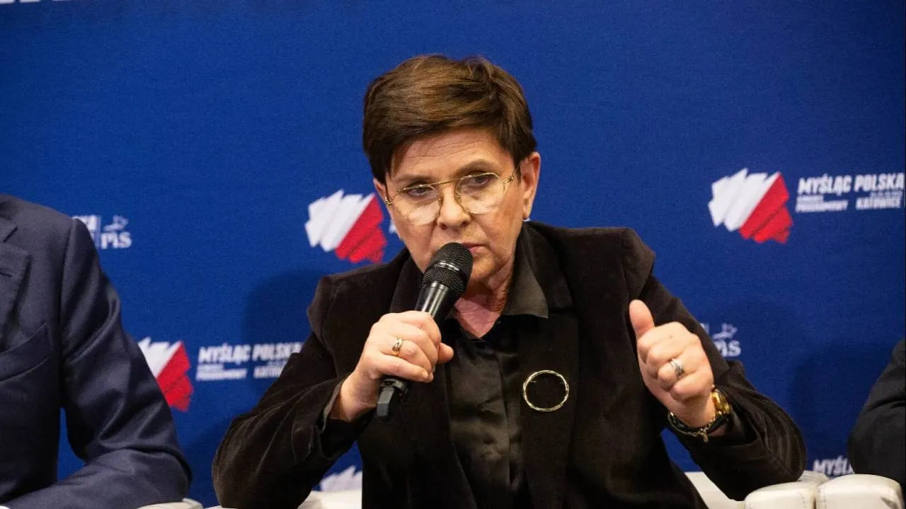 Europoseł Szydło apeluje o dyskusję w PE. "W celu omówienia łamiących demokrację działań rządu Tuska"