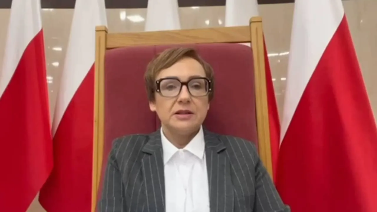 Korwin-Piotrowska rozsiadła się w fotelu i wydała oświadczenie. Jest odpowiedź legalnych sędziów