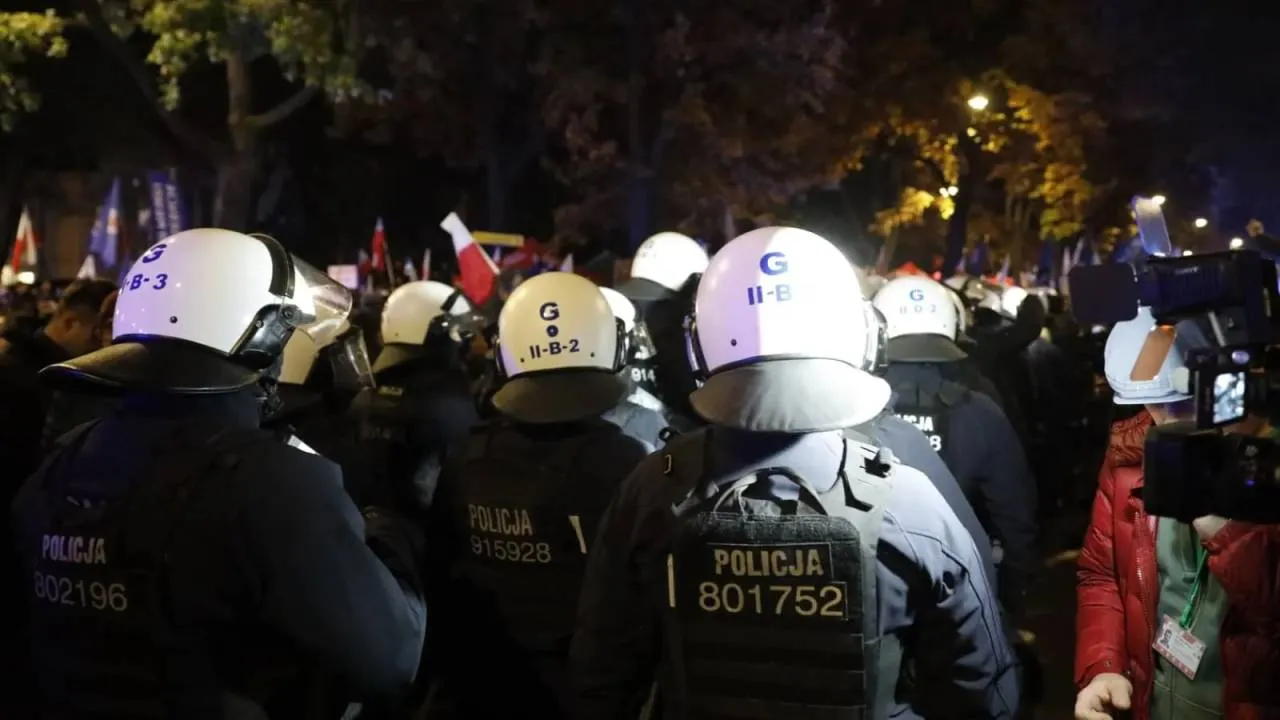 Prokurator o sytuacji w służbach: "Co rozsądniejsi idą na L4"