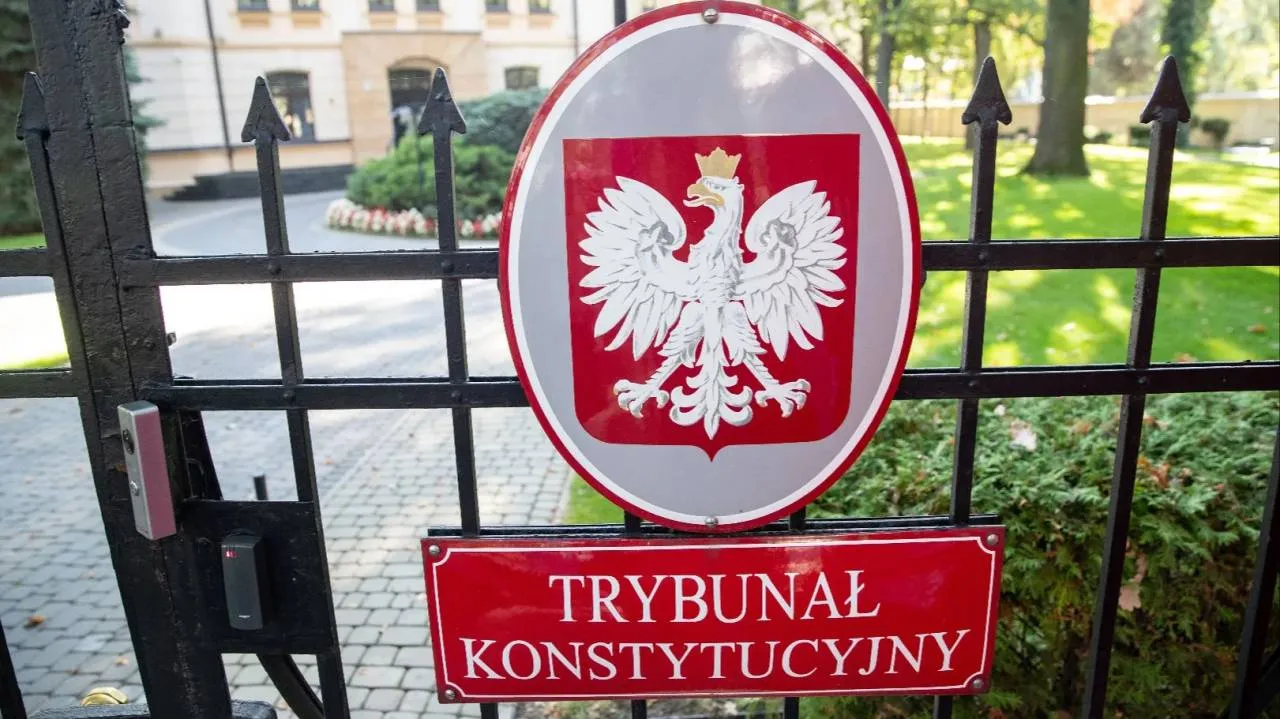 Korwin-Piotrowska wydała komunikat. Chce decydować, kiedy sędziowie mogą wejść do TK