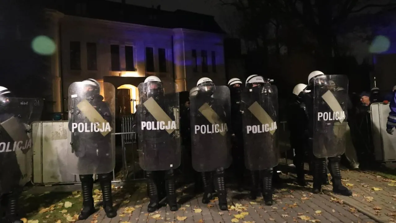 Siłowe przejęcie Trybunału Konstytucyjnego. Prezes NSA: "Granice zostały przekroczone"